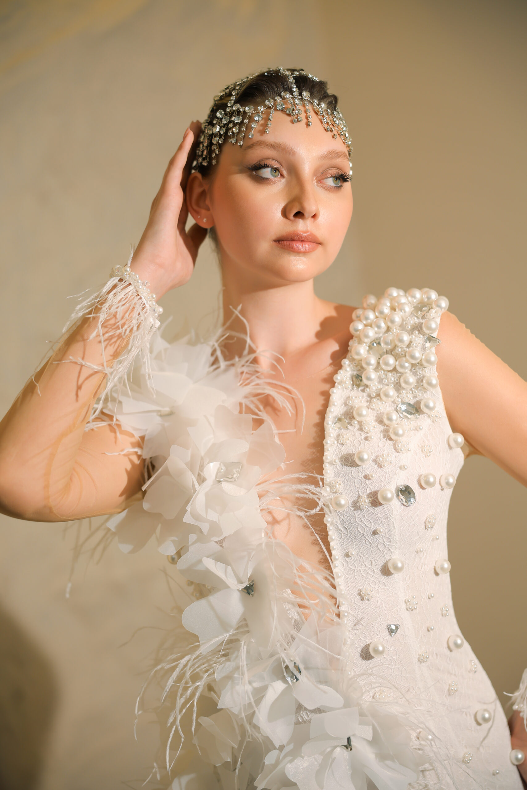 Arminia 3D Organze Çiçek Dantel -V Yaka Beyaz Mini Düğün Sonrası- After Party Elbisesi - Görsel 5