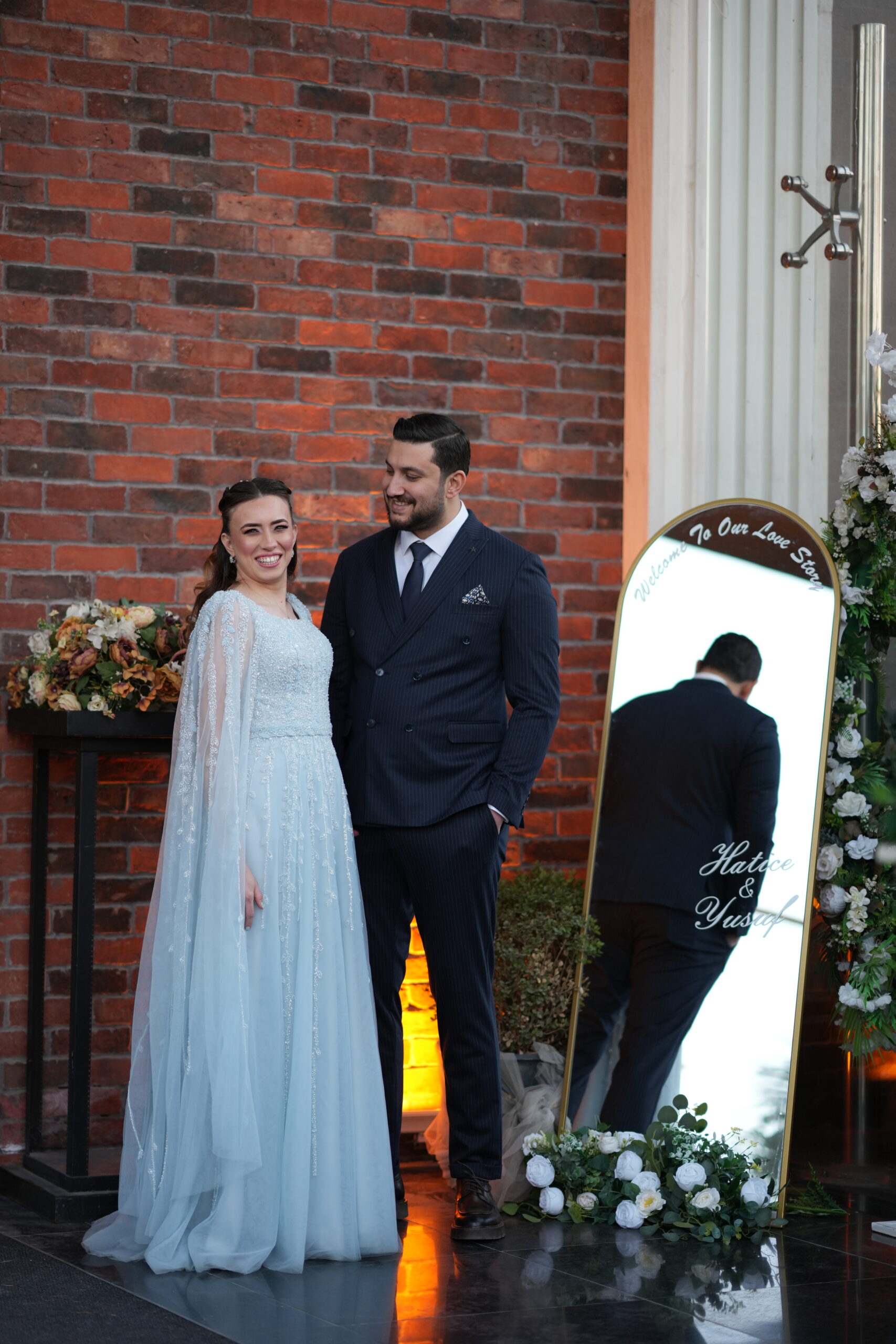 Daphène Mavi Uzun Dantelli Nişan Elbisesi - Görsel 3