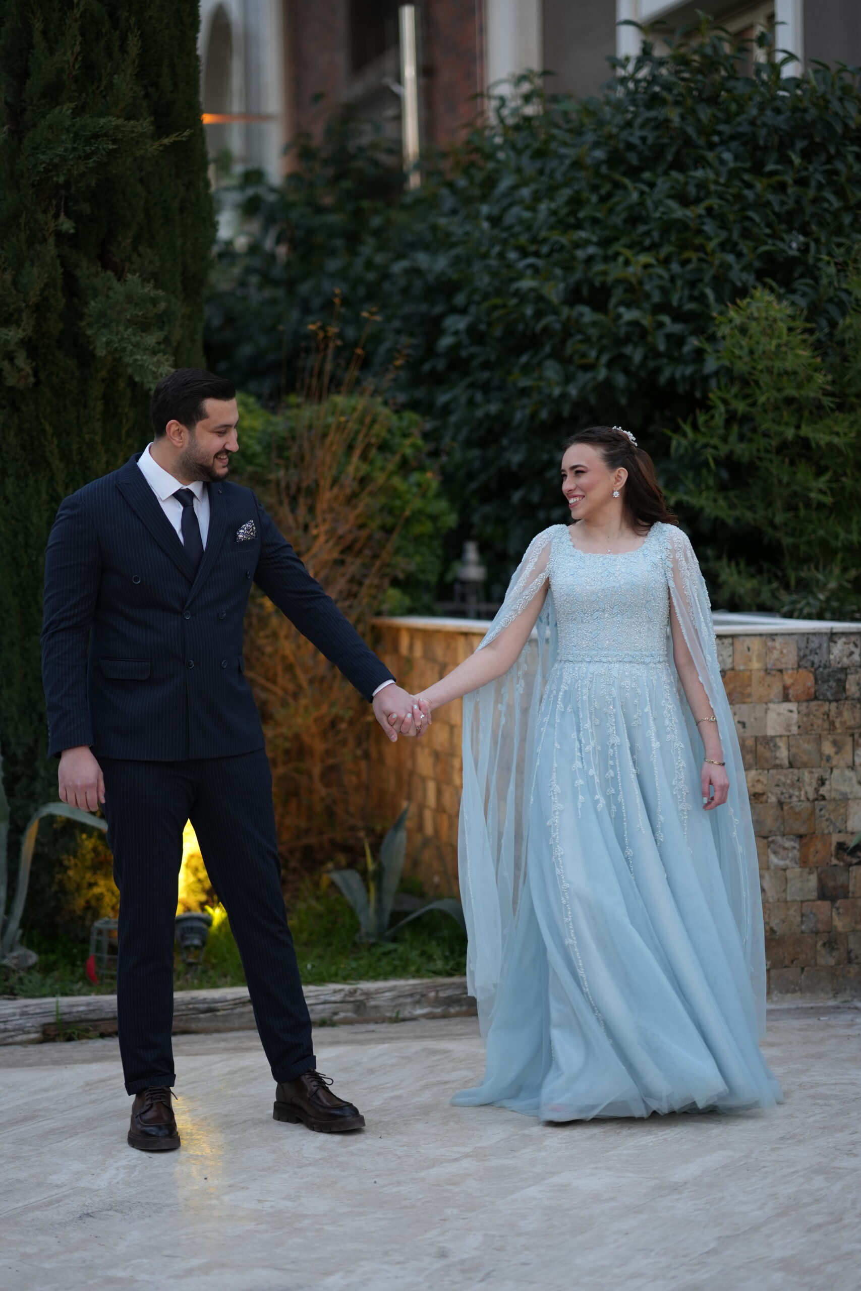 Daphène Mavi Uzun Dantelli Nişan Elbisesi - Görsel 2