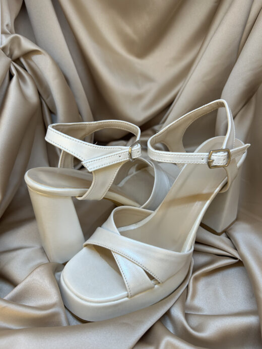 Alternative view of Rahat Platform Gelin ve Nişan Ayakkabısı