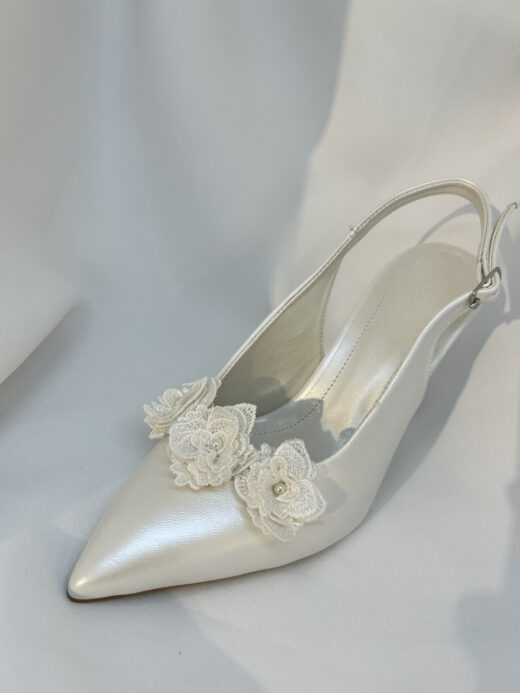 Kişiye Özel 3D Çiçek Detaylı Arkası Açık Stiletto Gelin Ayakkabısı